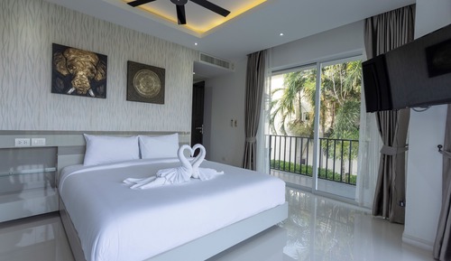 Villa, Balcony