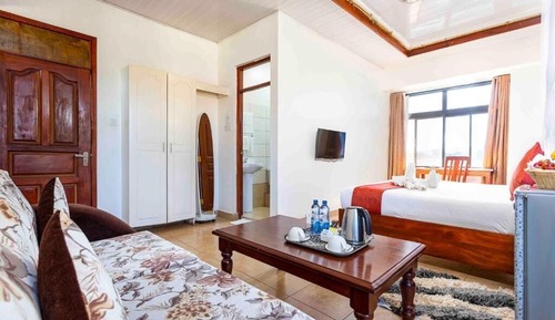 Superior Double Room, Pool View