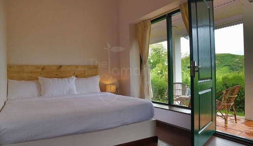 Deluxe Double Room, Hill View