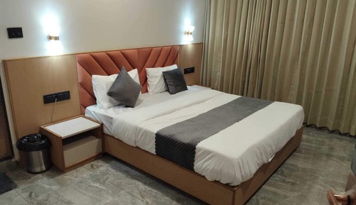 Deluxe Room, City View