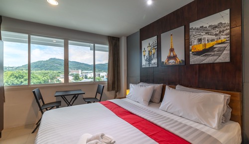 Classic Double Room, City View
