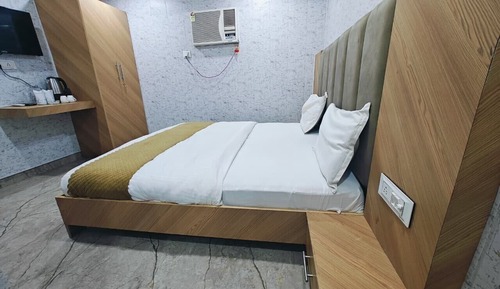 Basic Double Room