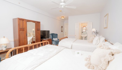 Deluxe Double Room, 2 Queen Beds, Non Smoking