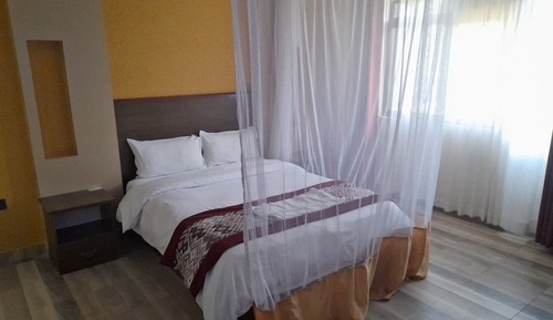 Deluxe Single Room, Garden View