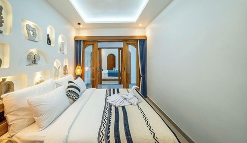 Suite, Mountain View