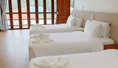 Standard Triple Room, City View