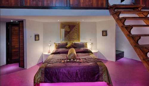 1 Bedroom Loft Jacuzzi Villa