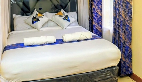 Classic Double Room, City View