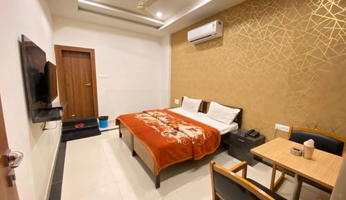 Deluxe Double Room, City View
