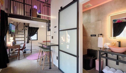 City Loft, 1 Queen Bed, Non Smoking