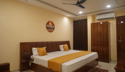 Superior Double Room, Balcony, Hill View