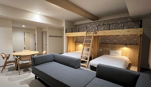 Deluxe Quadruple Room