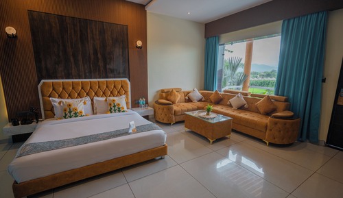 Deluxe Room, 1 Double Bed, Pool View