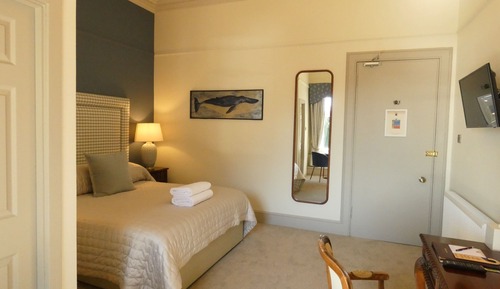 Deluxe Double Room, Partial Sea View