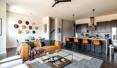 House (4 Bedrooms)