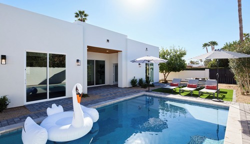 House (4 Bedrooms)