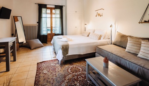 Classic Double Room, Balcony, Mountain View