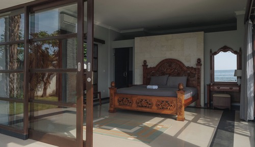 Villa, 6 Bedrooms, Beachfront