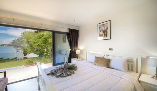 Villa, Bay View