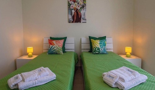 Deluxe Apartment