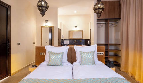 Standard Twin Room