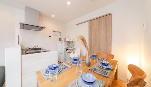Basic Apartment, City View