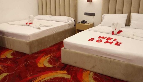 Deluxe Room, Balcony, City View