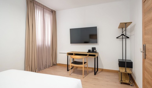 Basic Double Room