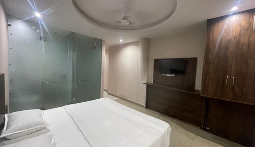 Superior Suite