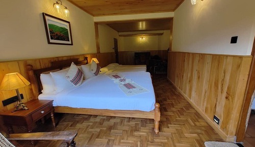 Premium Room