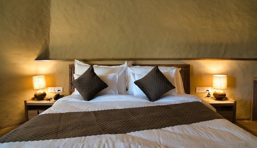 Superior Room, Hill View