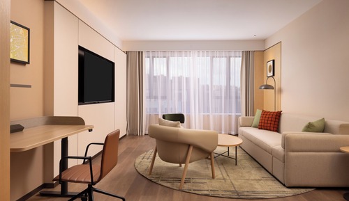 Deluxe Suite, 1 King Bed