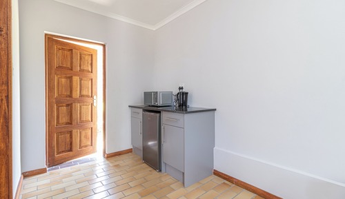 Standard Double Room, Garden View