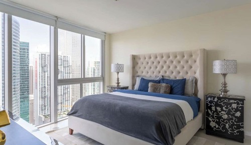 Royal Apartment, Harbor View