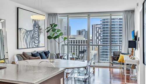 Premier Apartment