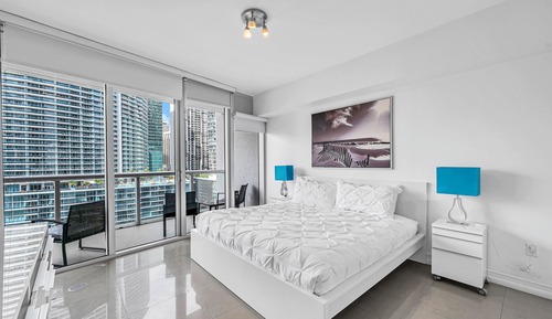 Premier Apartment