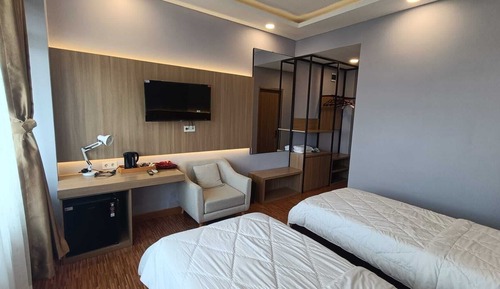 Deluxe Twin Room