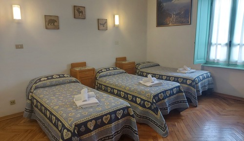Basic Triple Room