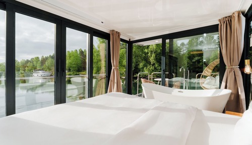 Panoramic Suite, Lake View