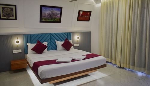 Classic Double Room