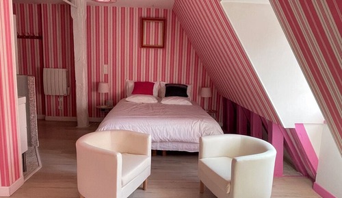 Classic Quadruple Room