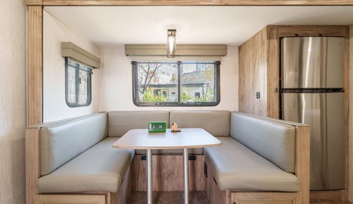 Basic Room, 1 Bedroom (Hawthorn (Mountain View /BBQ))