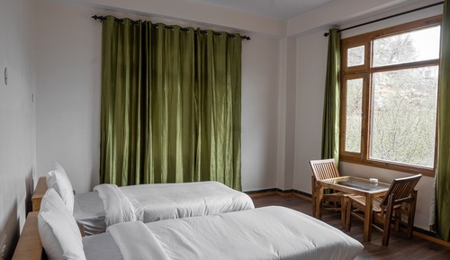 Deluxe Double or Twin Room, Valley View