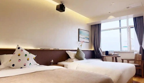 Family Twin Room, City View