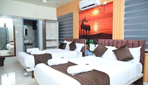 AC with 4 Bedded Room