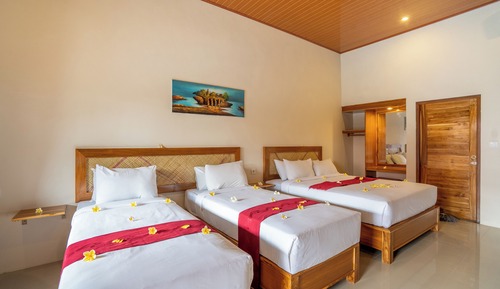 Deluxe Quadruple Room, Balcony, Pool View