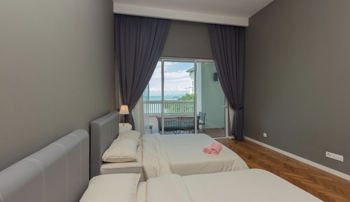 Presidential Apartment, Balcony