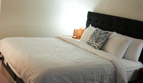 Standard Single Room, 1 King Bed, Non Smoking