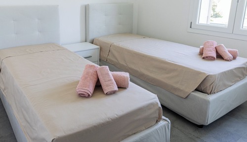 Apartment, Vineyard View