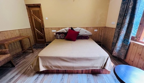 Deluxe Single Room, Patio, Hill View